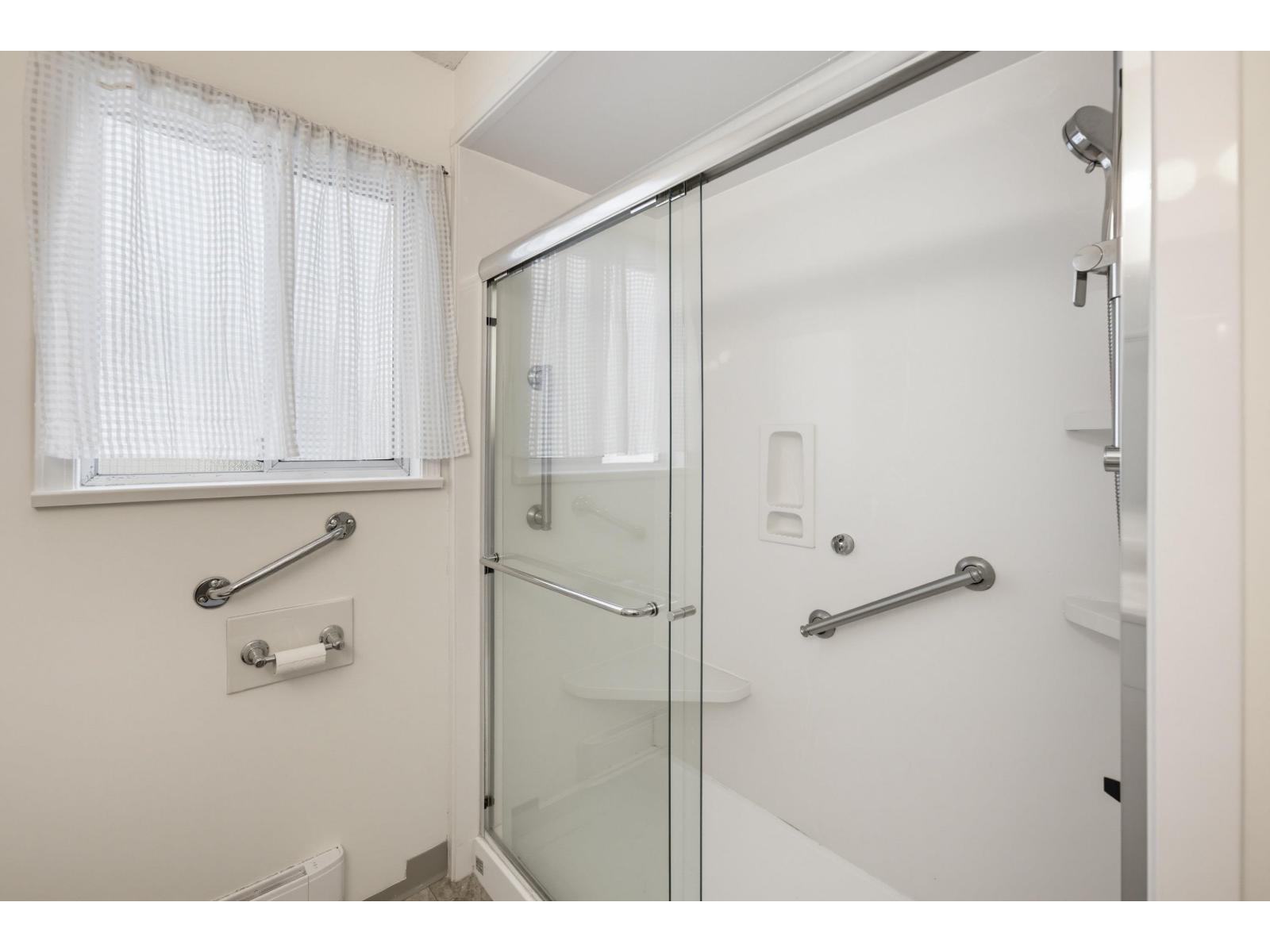100 32691 Garibaldi Drive Property Photo 18