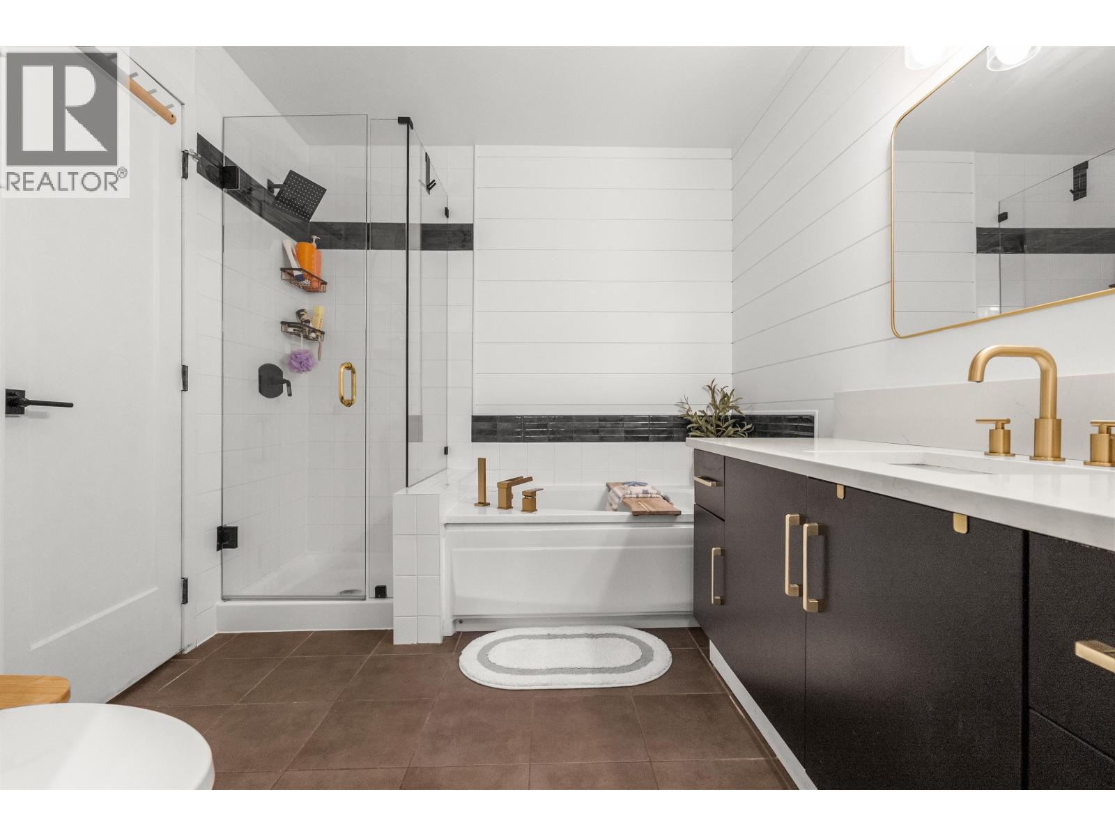 109 1369 56 Street Property Photo 15