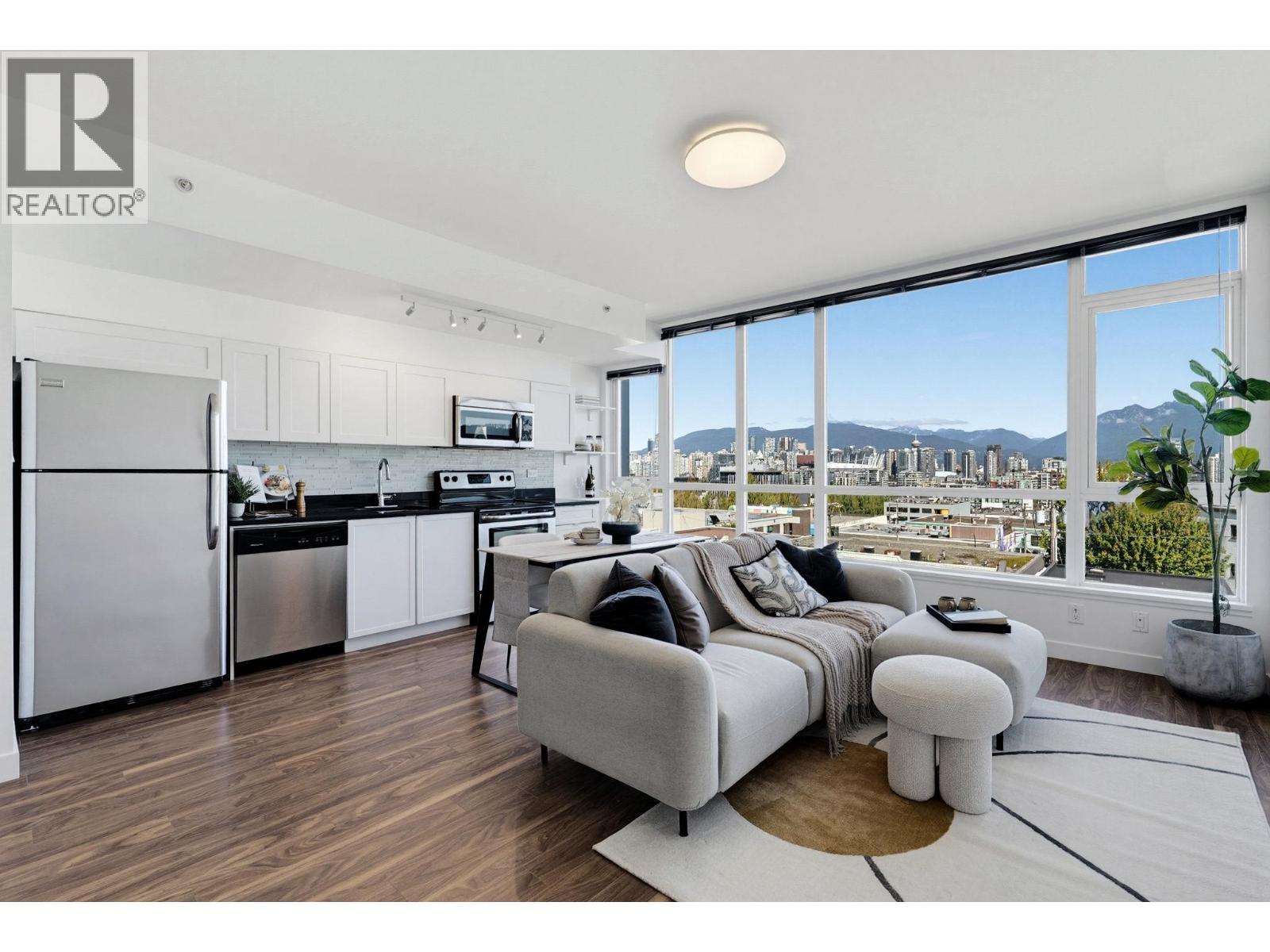 409 2511 Quebec Street Property Photo 1