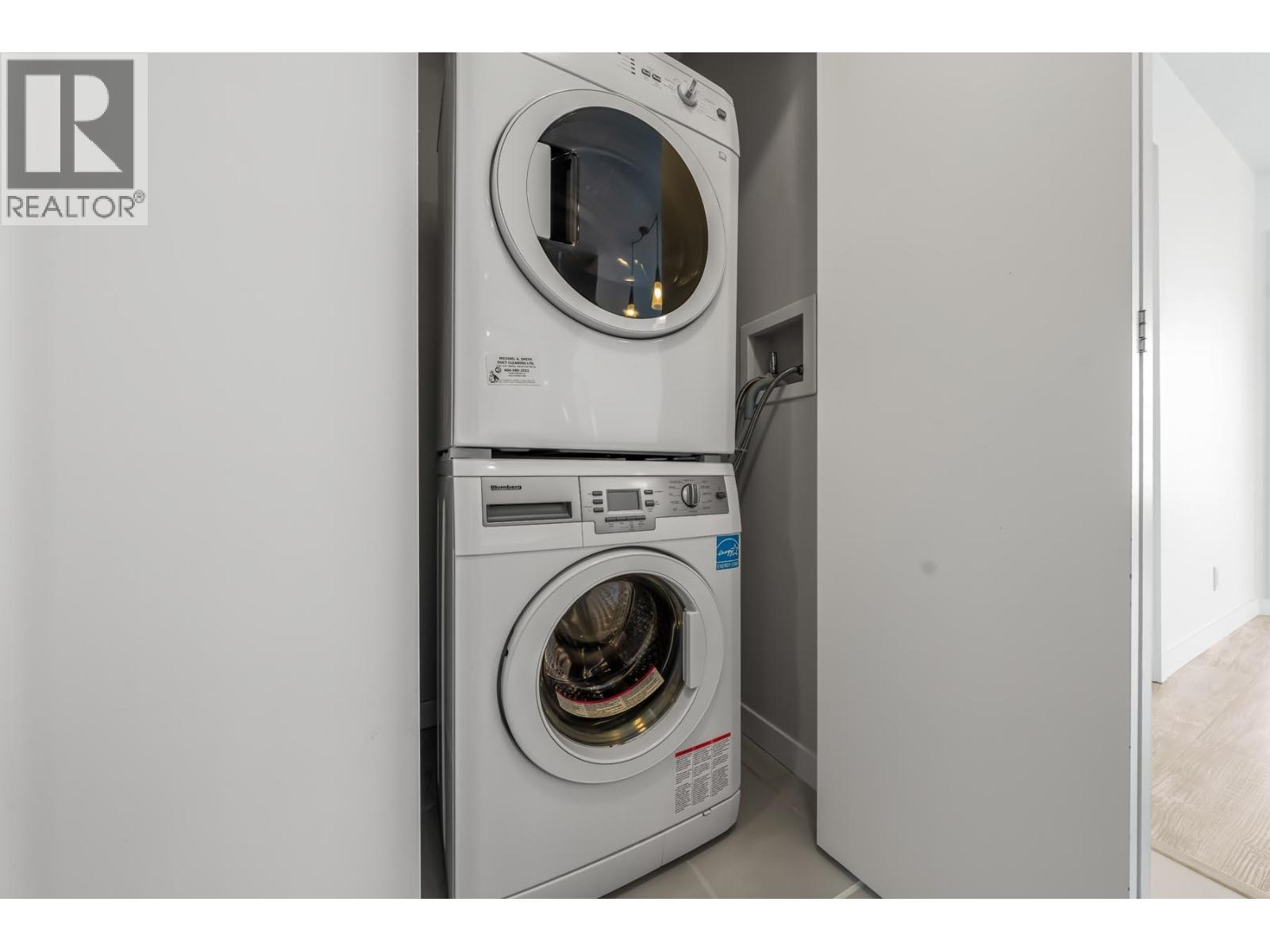 601 813 Agnes Street Property Photo 11