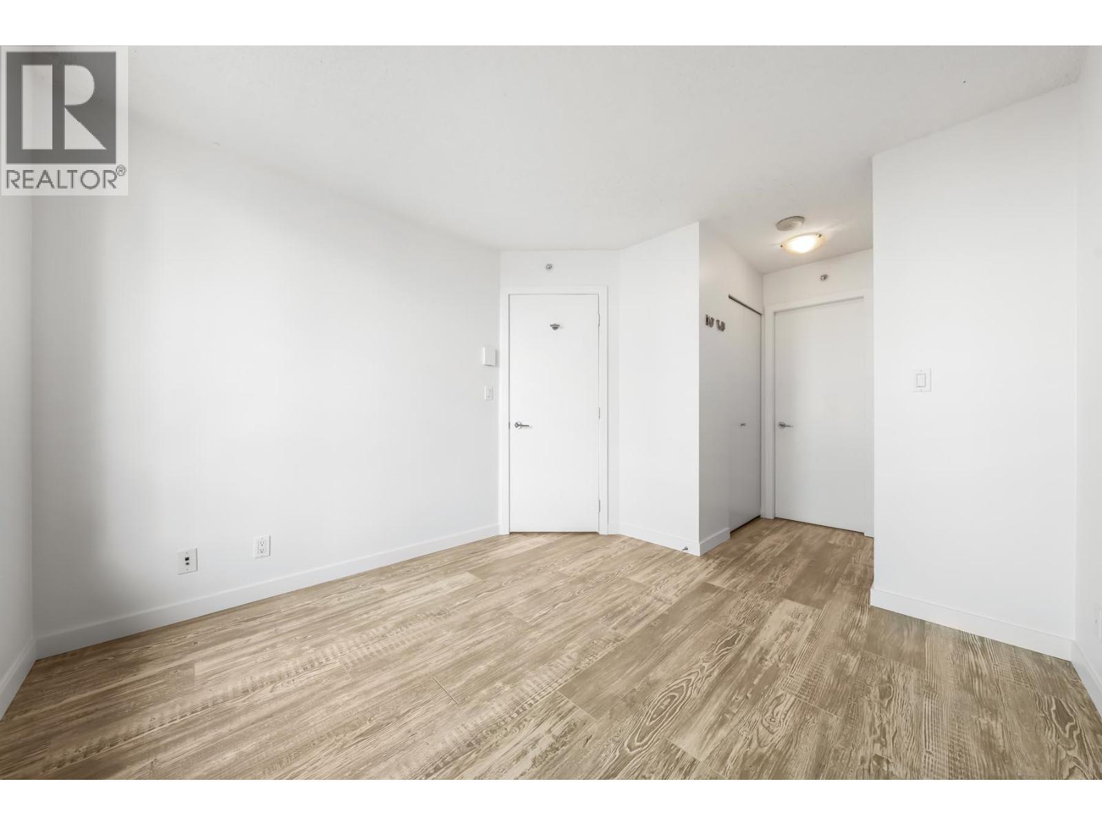 601 813 Agnes Street Property Photo 14