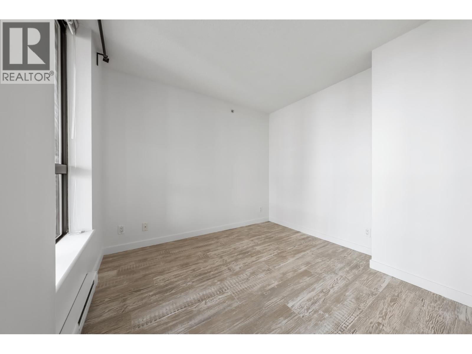 601 813 Agnes Street Property Photo 18