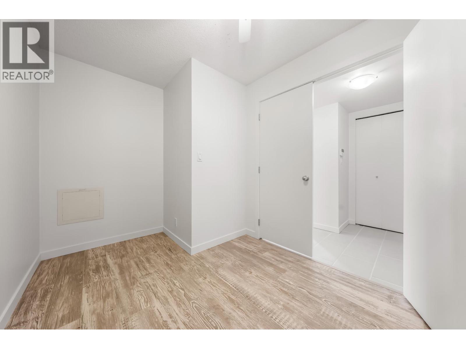 601 813 Agnes Street Property Photo 22