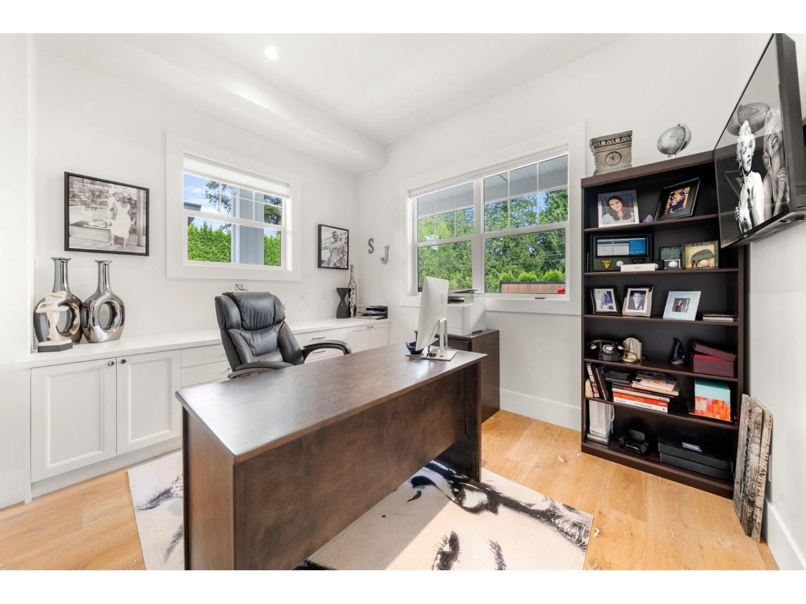 19892 44 Avenue Property Photo 16