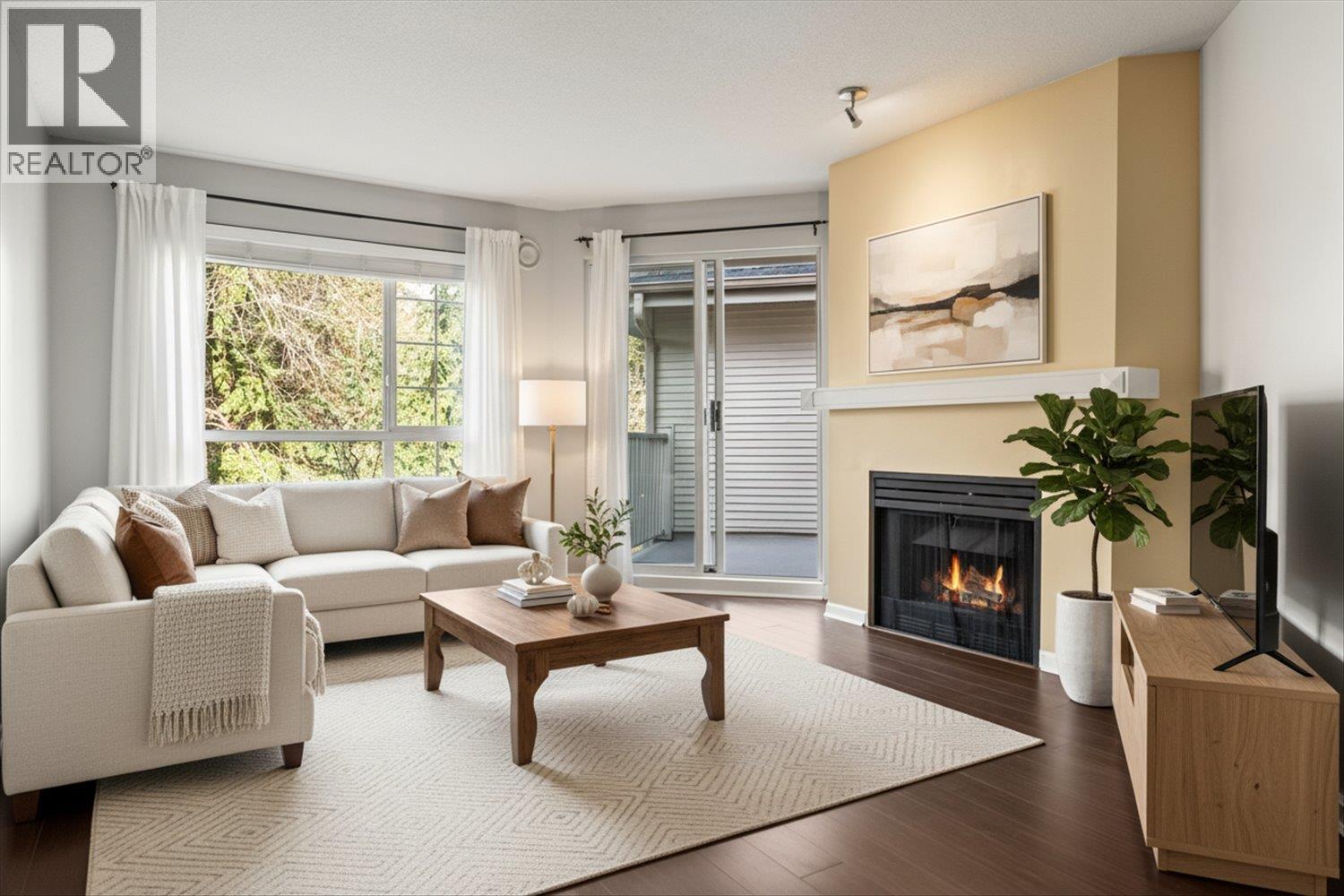 418 1242 Town Centre Boulevard Property Photo 4