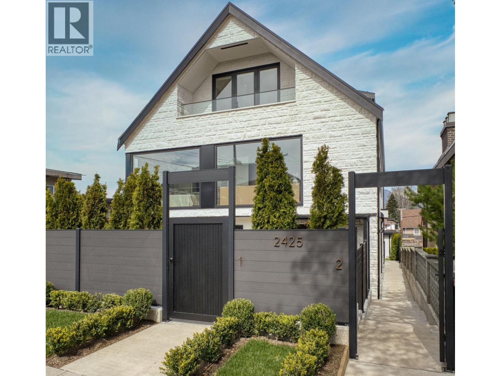 2 2425 Kitchener Street Property Photo 1