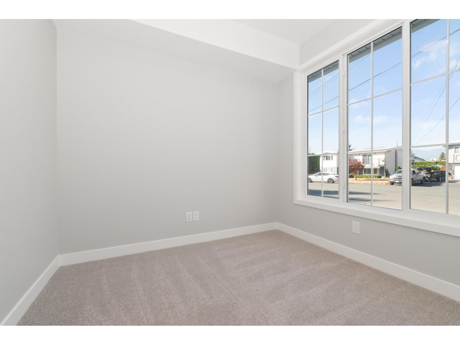 6419 Fern Street Property Photo 4