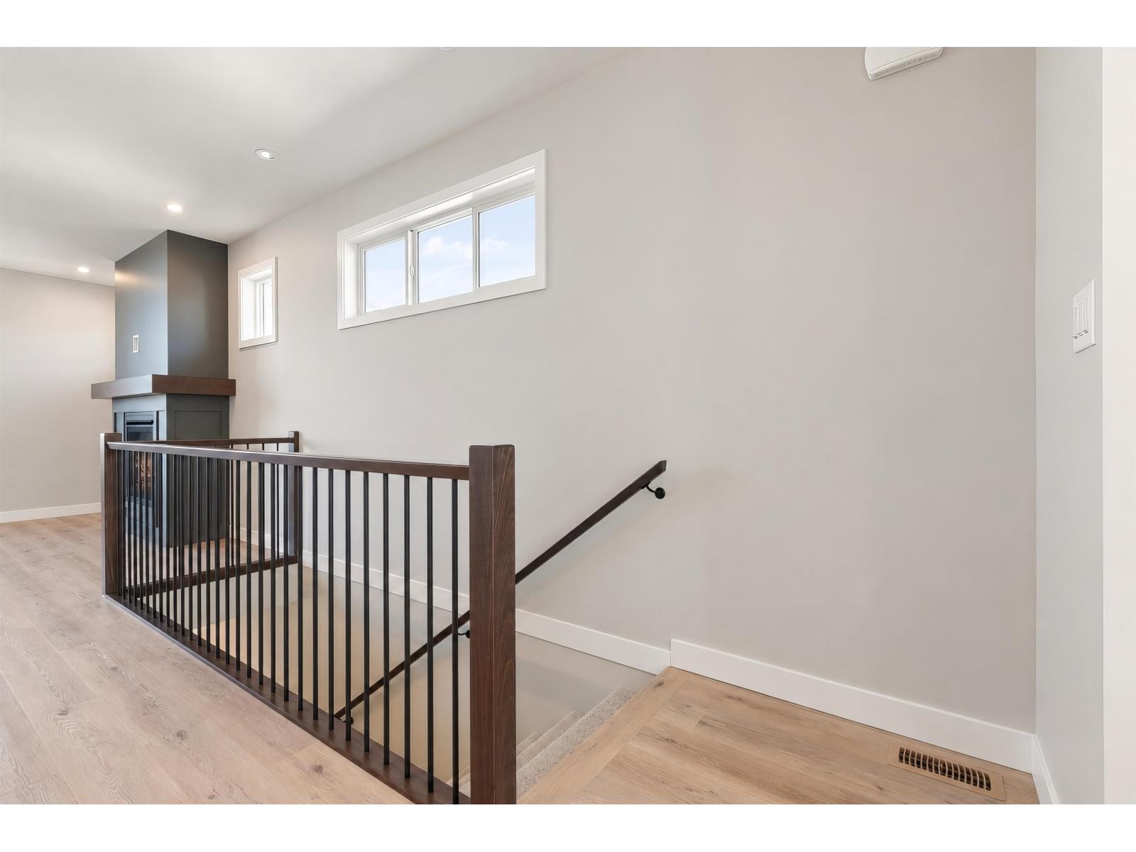 6419 Fern Street Property Photo 6