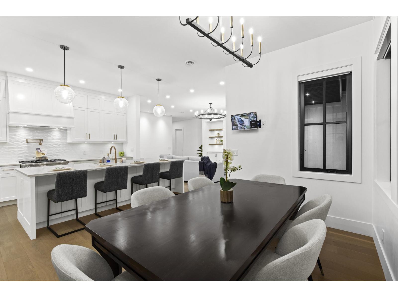 13026 16 Avenue Property Photo 12