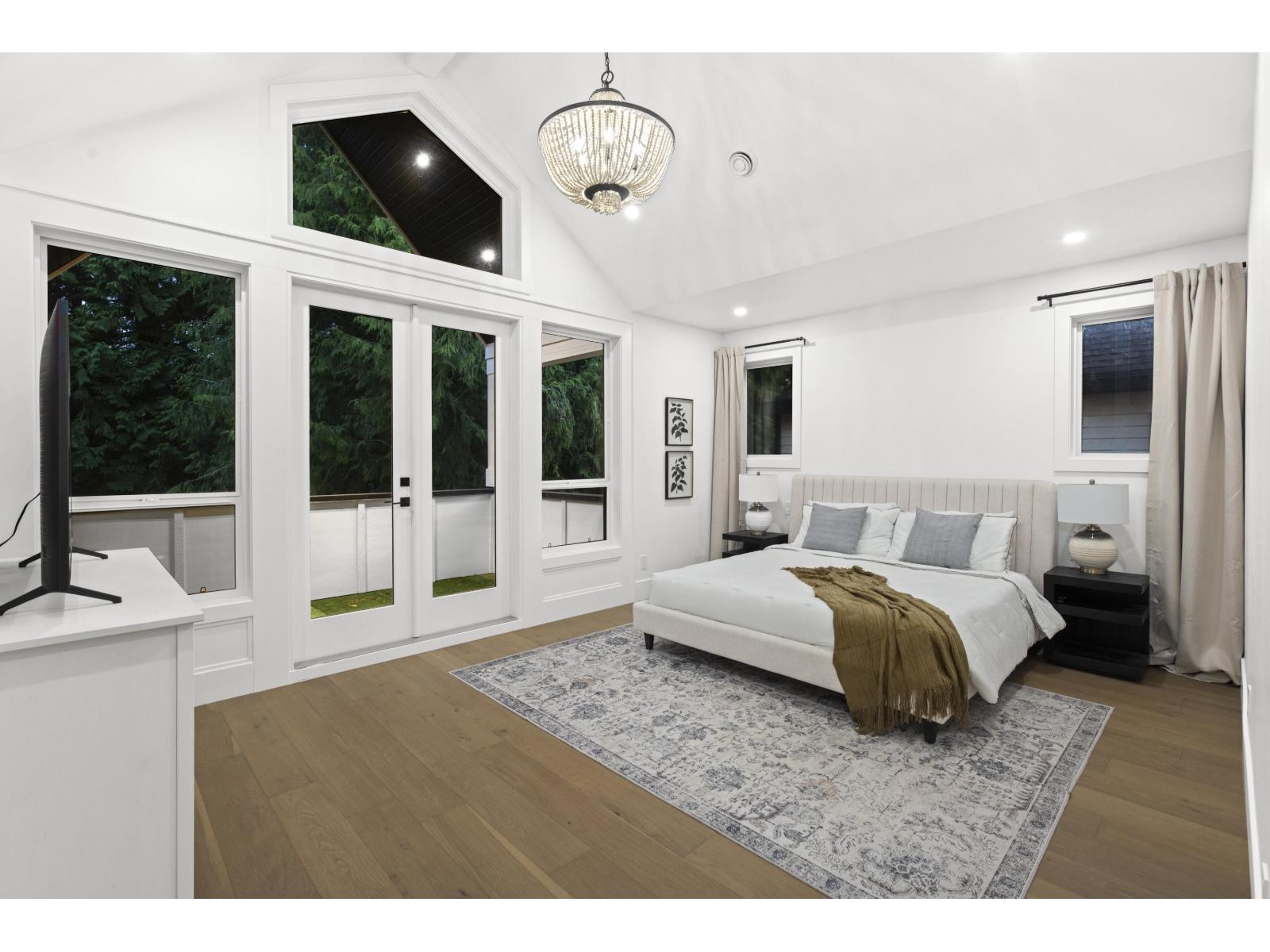 13026 16 Avenue Property Photo 18