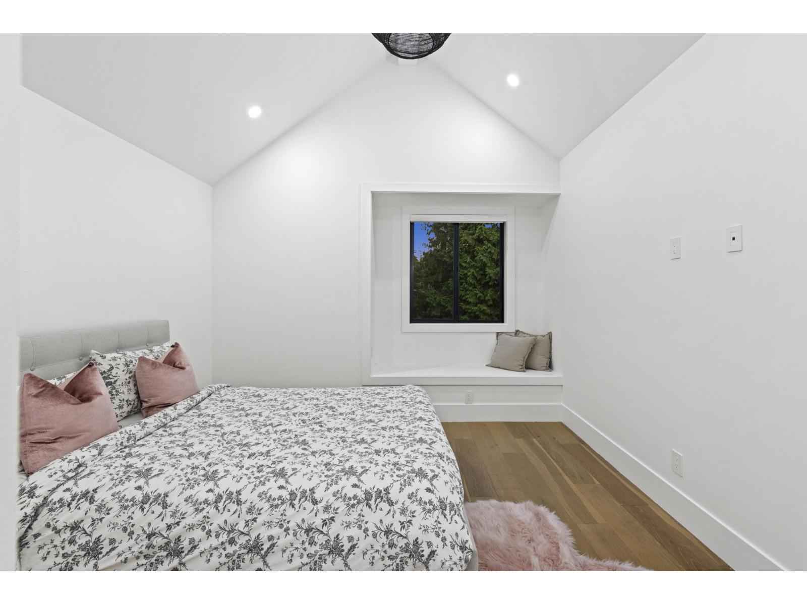 13026 16 Avenue Property Photo 27