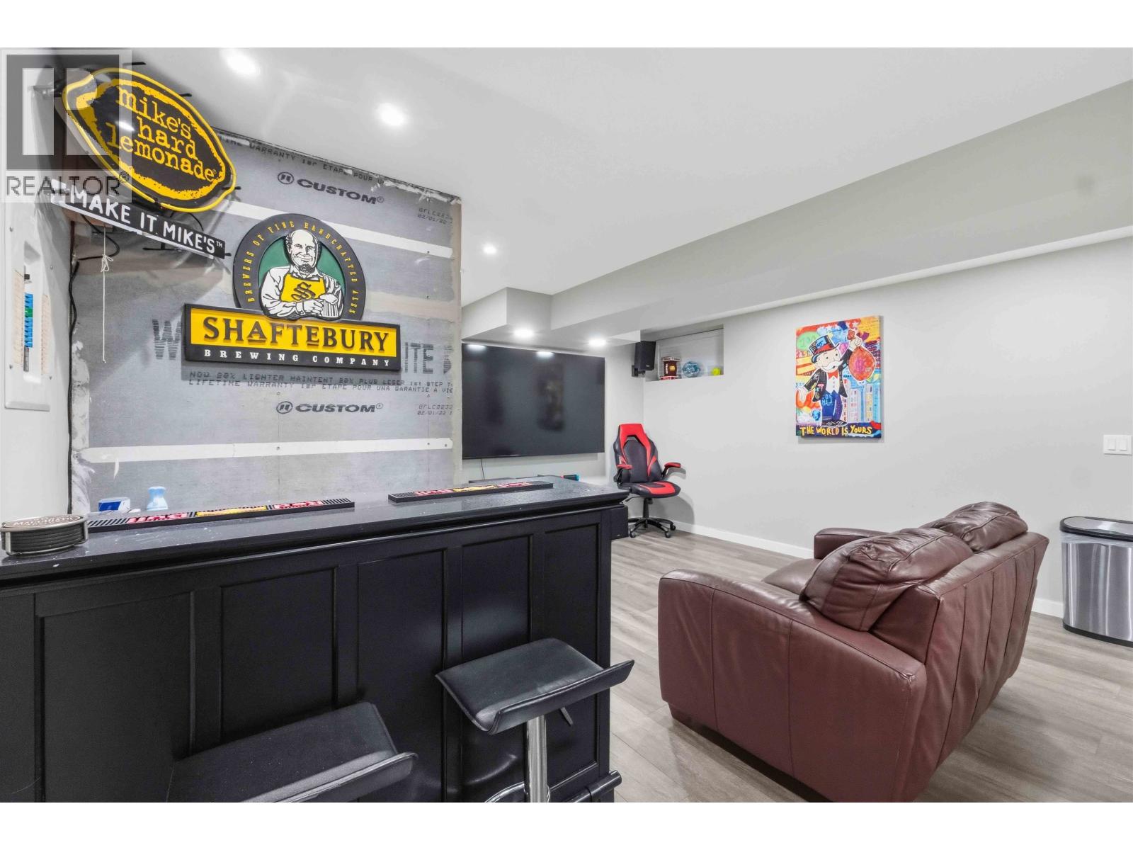 10288 243 Street Property Photo 18