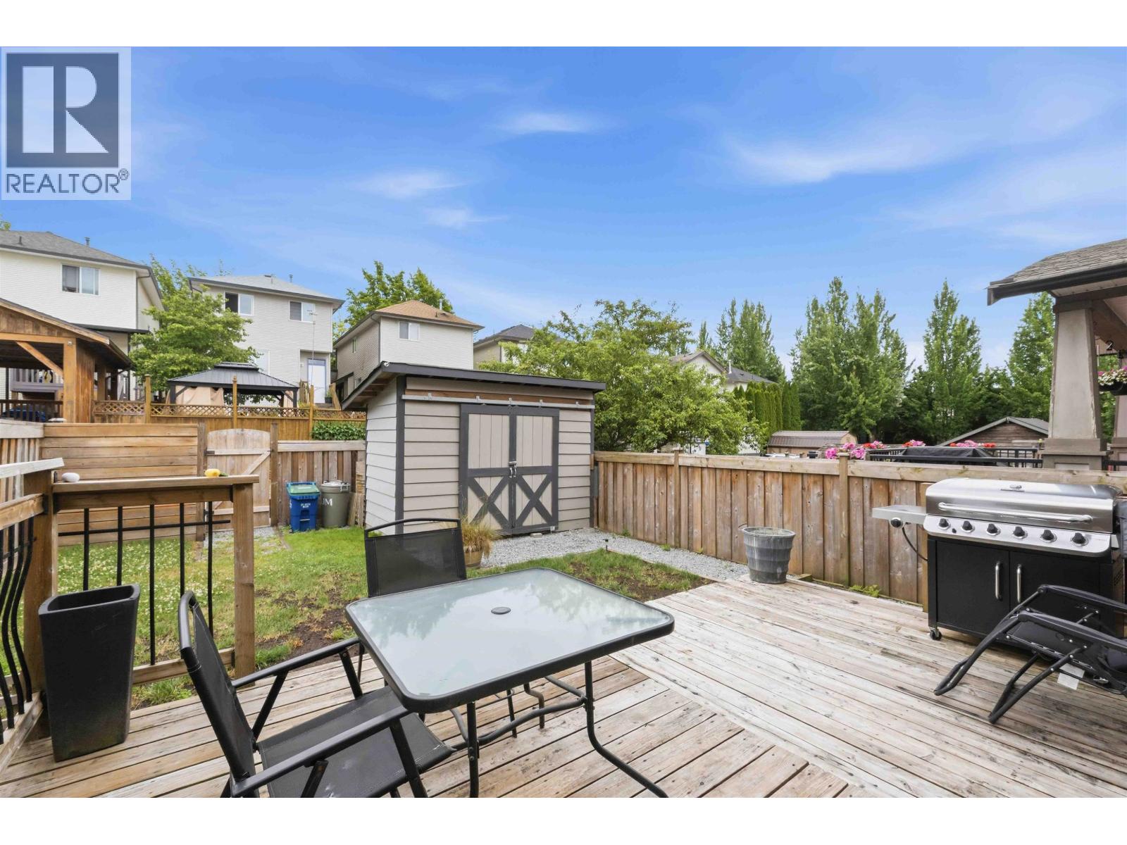 10288 243 Street Property Photo 31