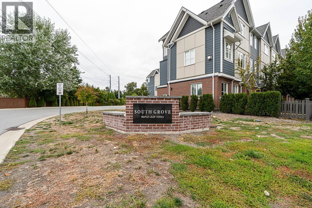 26 5377 8a Avenue Property Photo 35