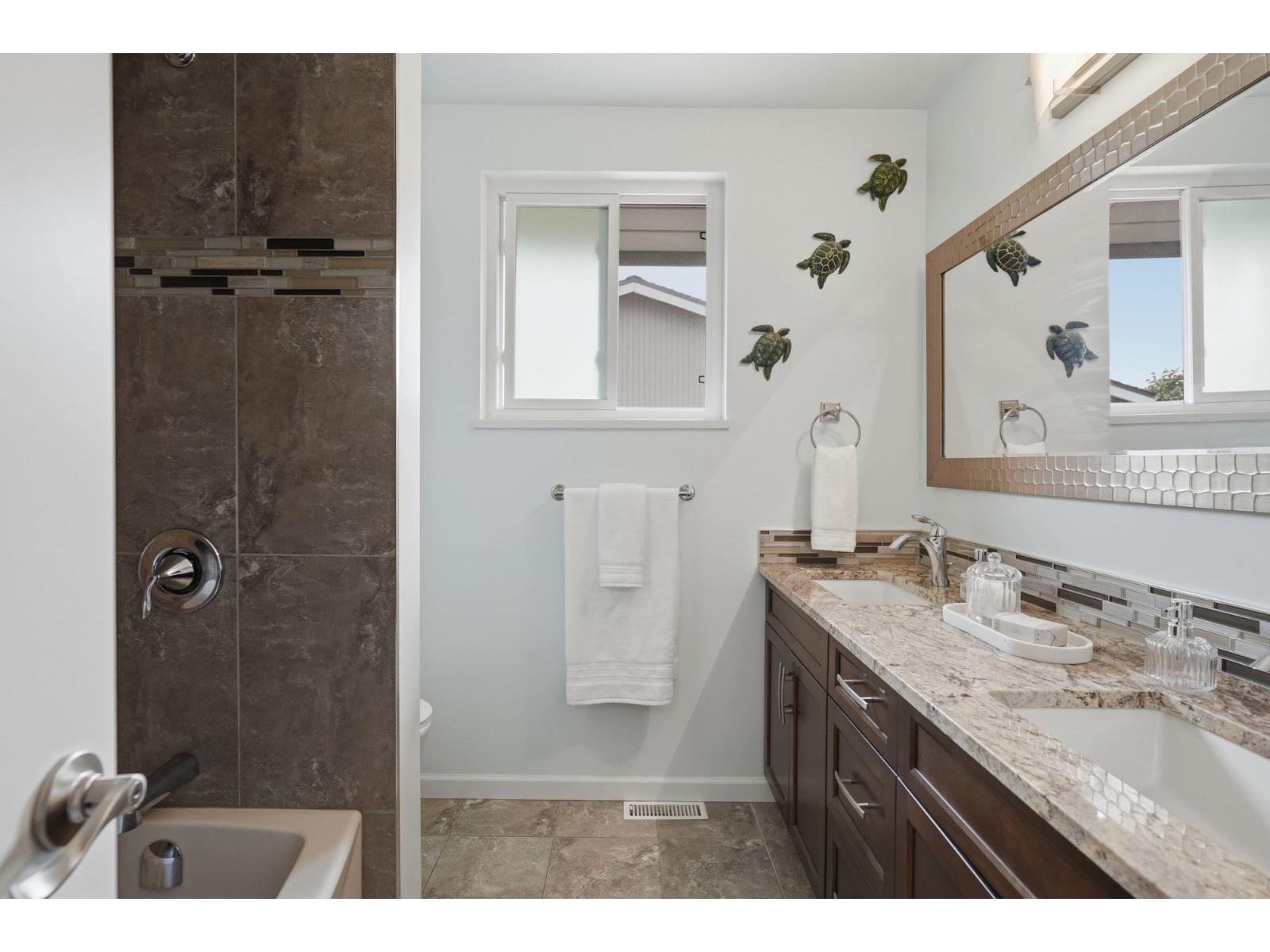 7797 Stamford Place Property Photo 13