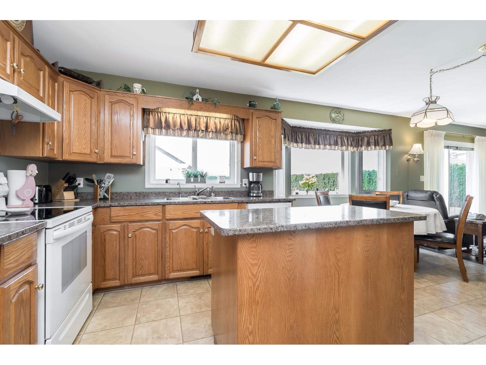 40406 No. 3 Road Property Photo 13