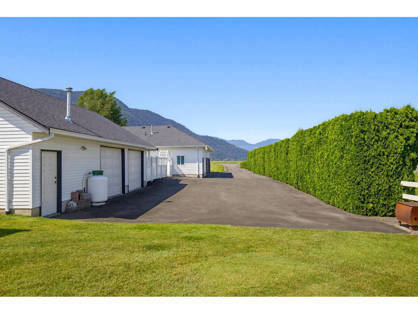 40406 No. 3 Road Property Photo 33