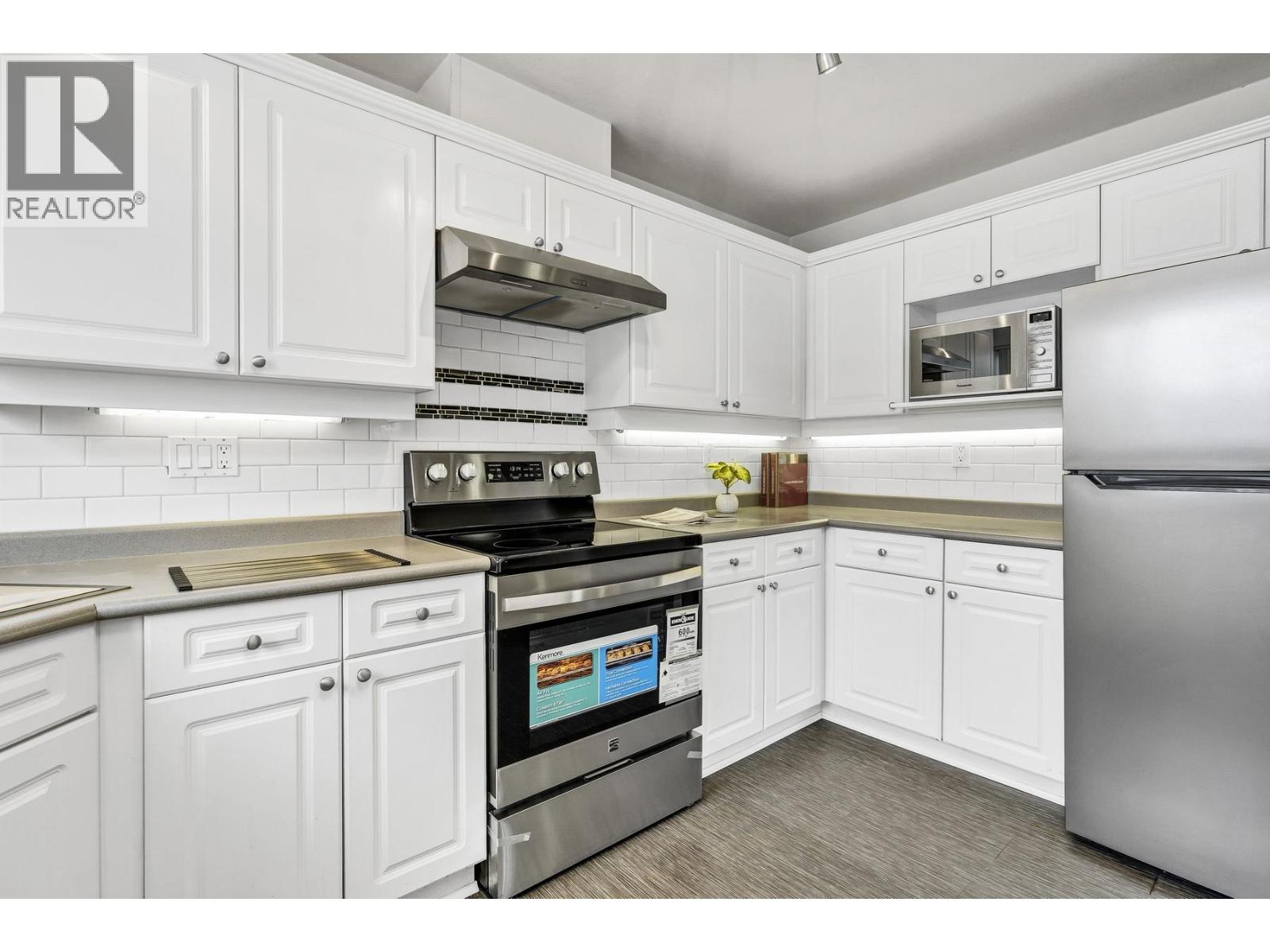 404 2340 Hawthorne Avenue Property Photo 14