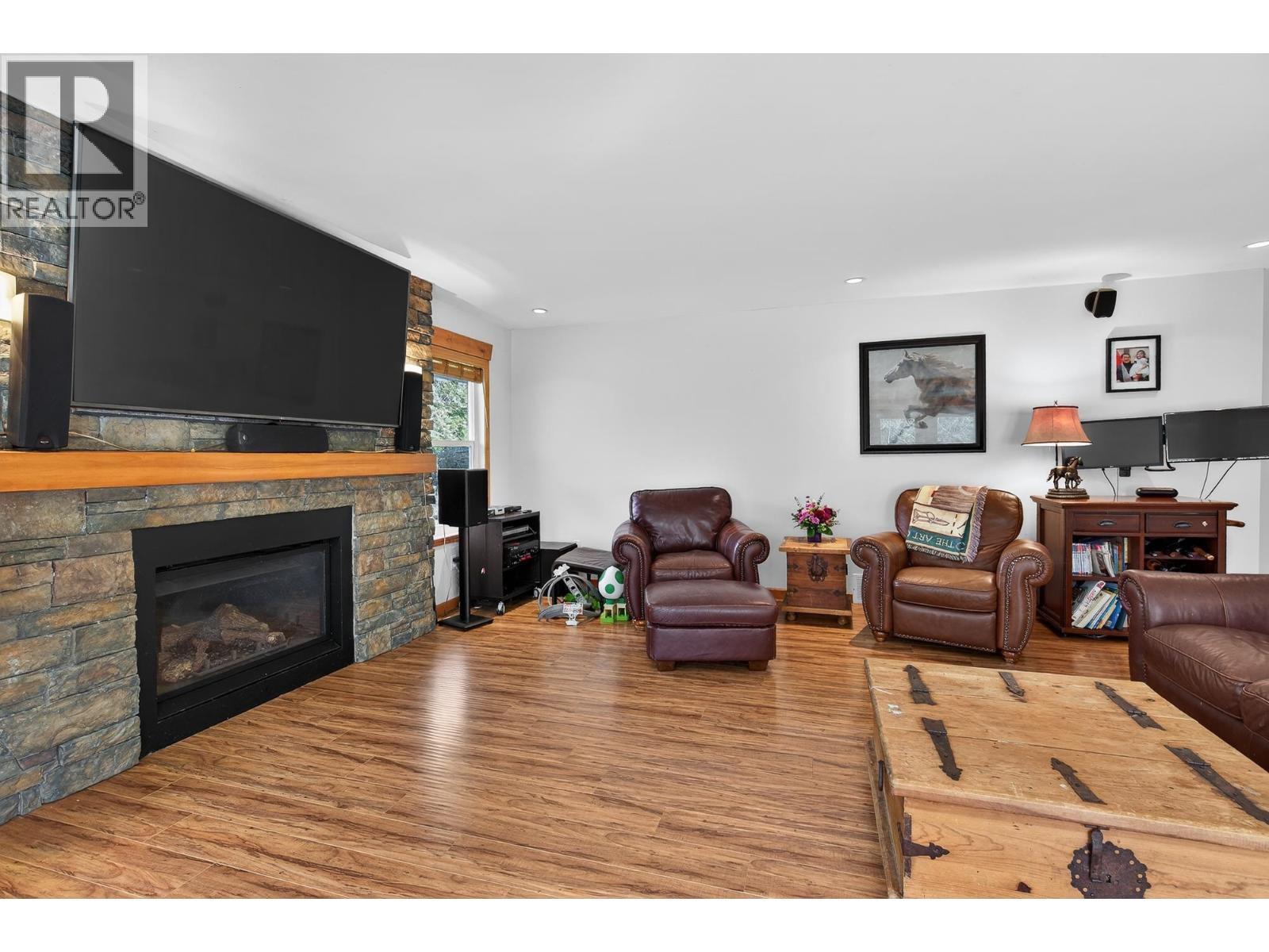 25700 116 Avenue Property Photo 11