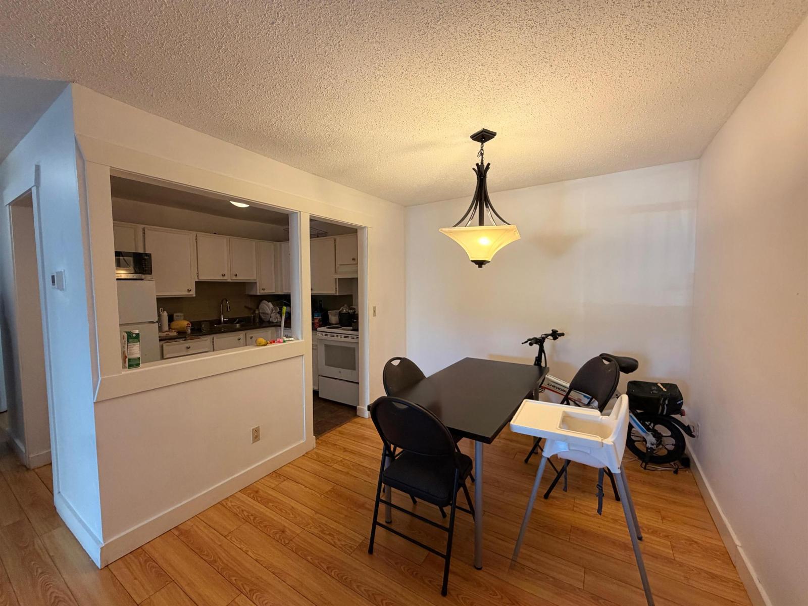 229 32850 George Ferguson Way Property Photo 2