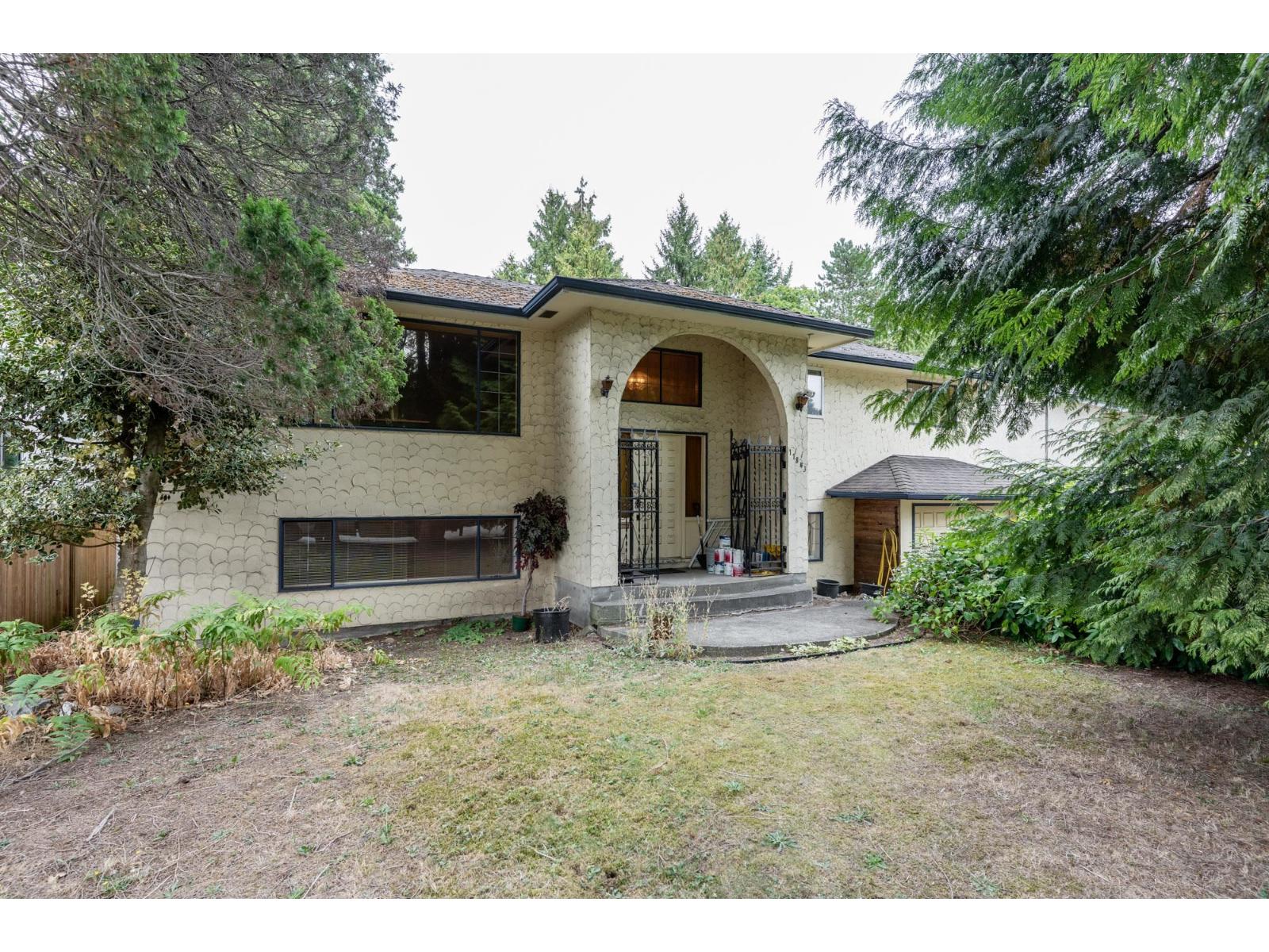 11843 95A AVENUE Property Photo 1