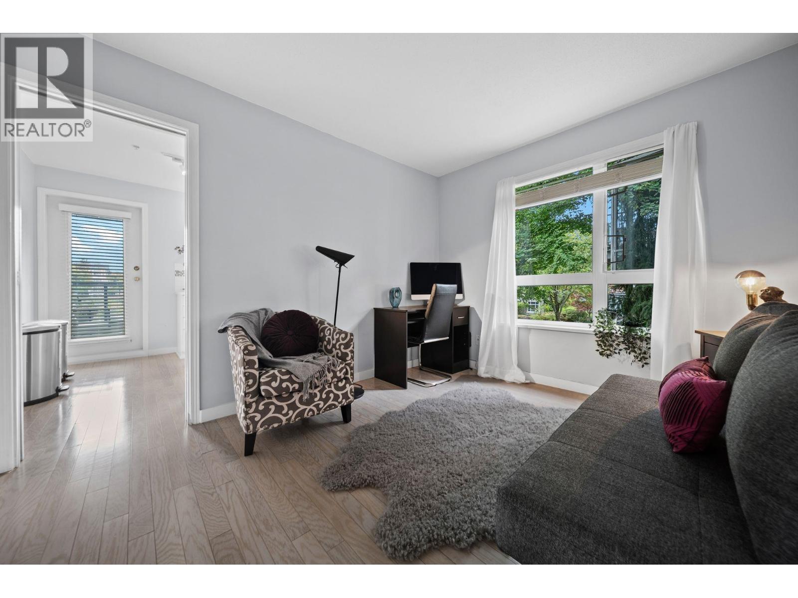 207 5800 Andrews Road Property Photo 23