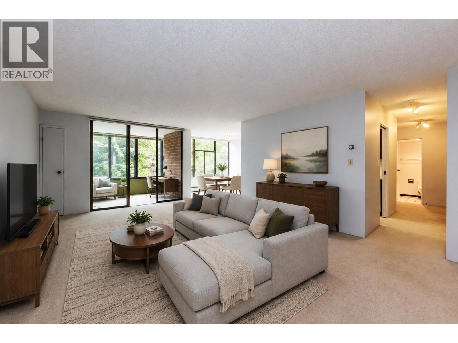 407 4101 Yew Street Property Photo 1