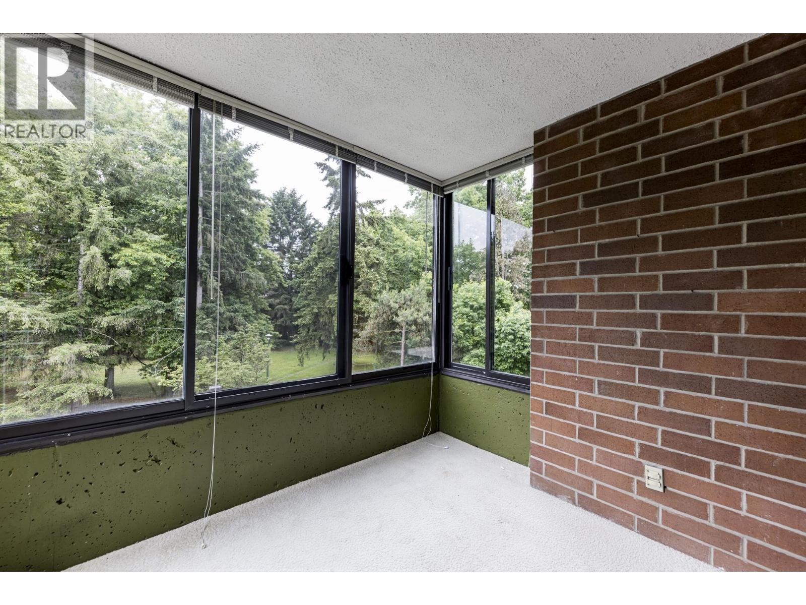 407 4101 Yew Street Property Photo 17