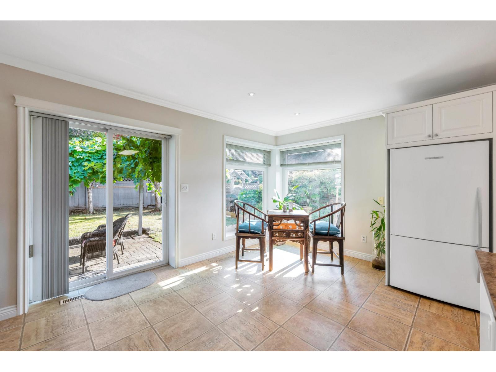 21556 86a Crescent Property Photo 22