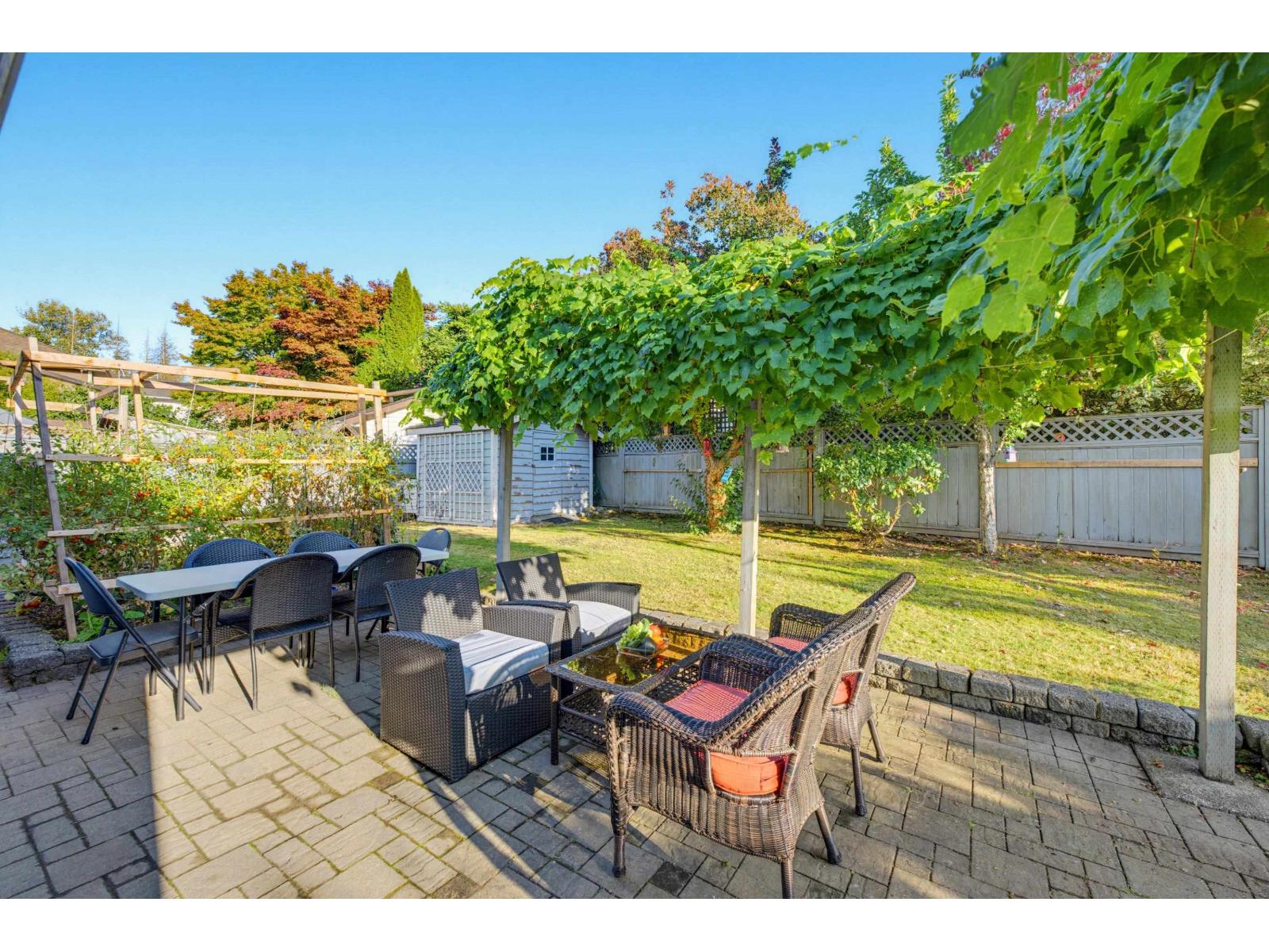 21556 86a Crescent Property Photo 36