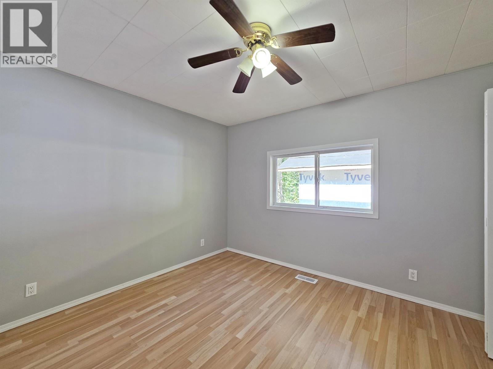 1042 Maple Drive Property Photo 12