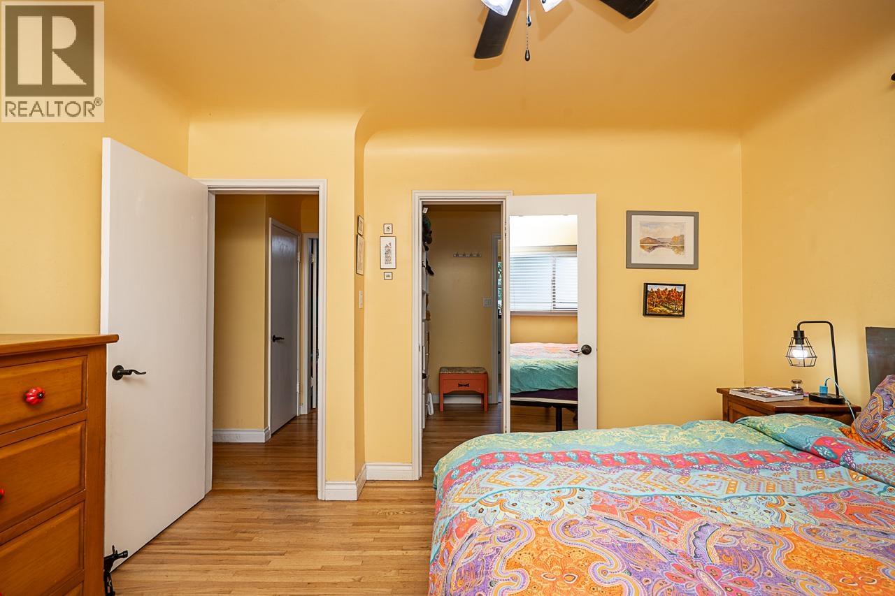 11740 Carshill Street Property Photo 13