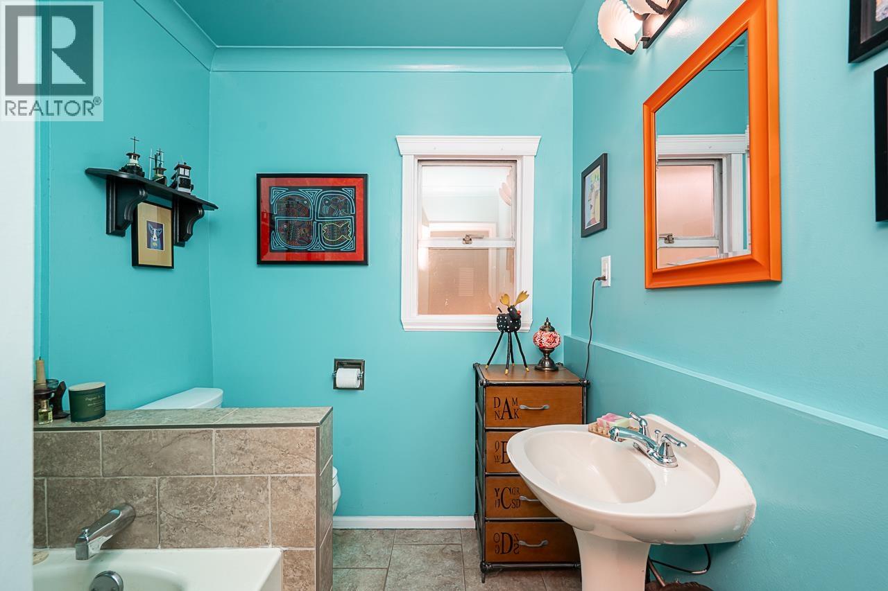 11740 Carshill Street Property Photo 19
