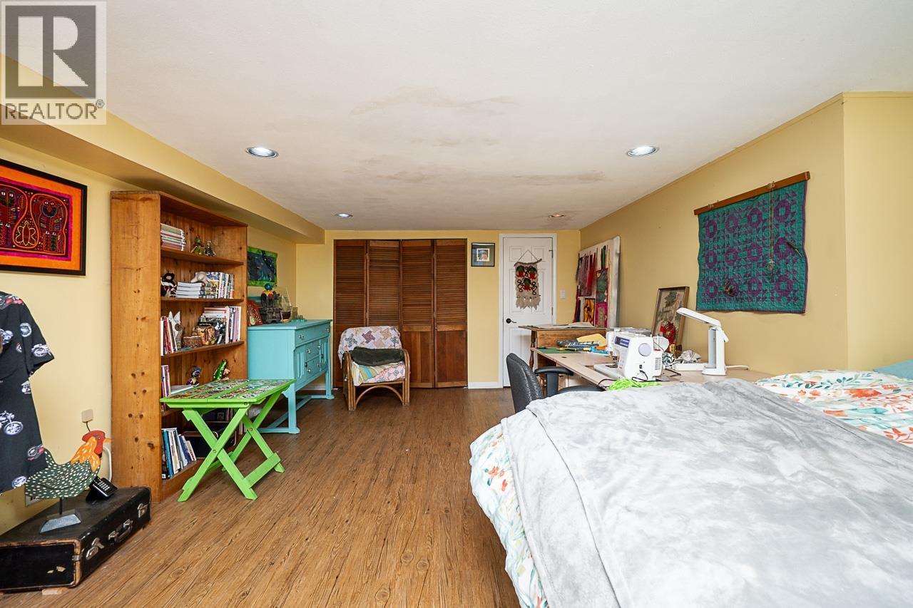 11740 Carshill Street Property Photo 26