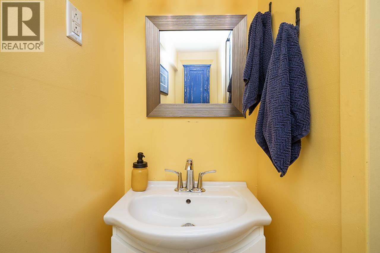 11740 Carshill Street Property Photo 30