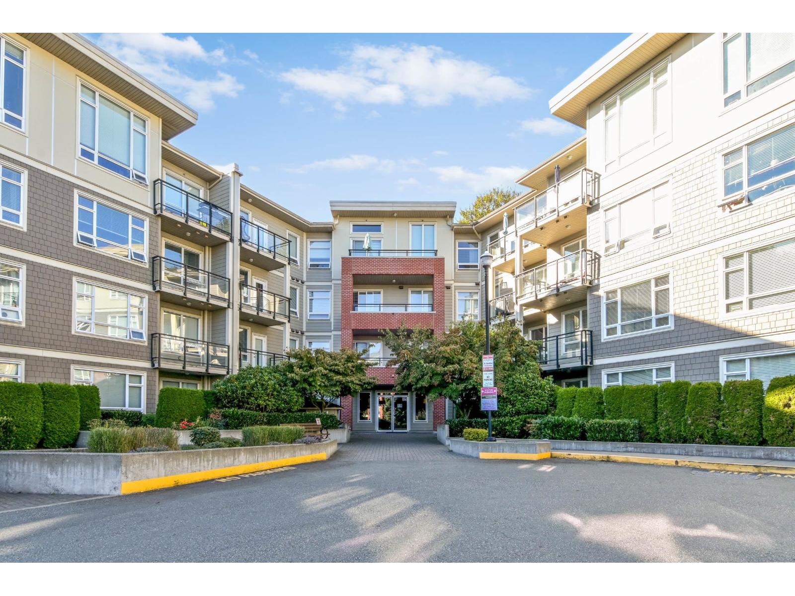 C111 20211 66 Avenue Property Photo 1