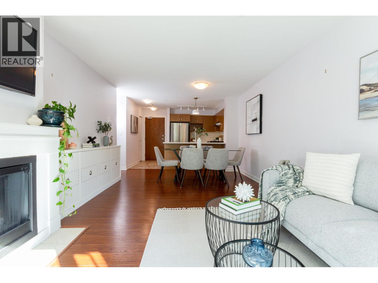 112 3105 Lincoln Avenue Property Photo 6