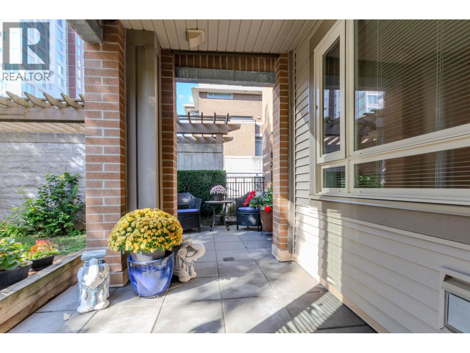 112 3105 Lincoln Avenue Property Photo 19