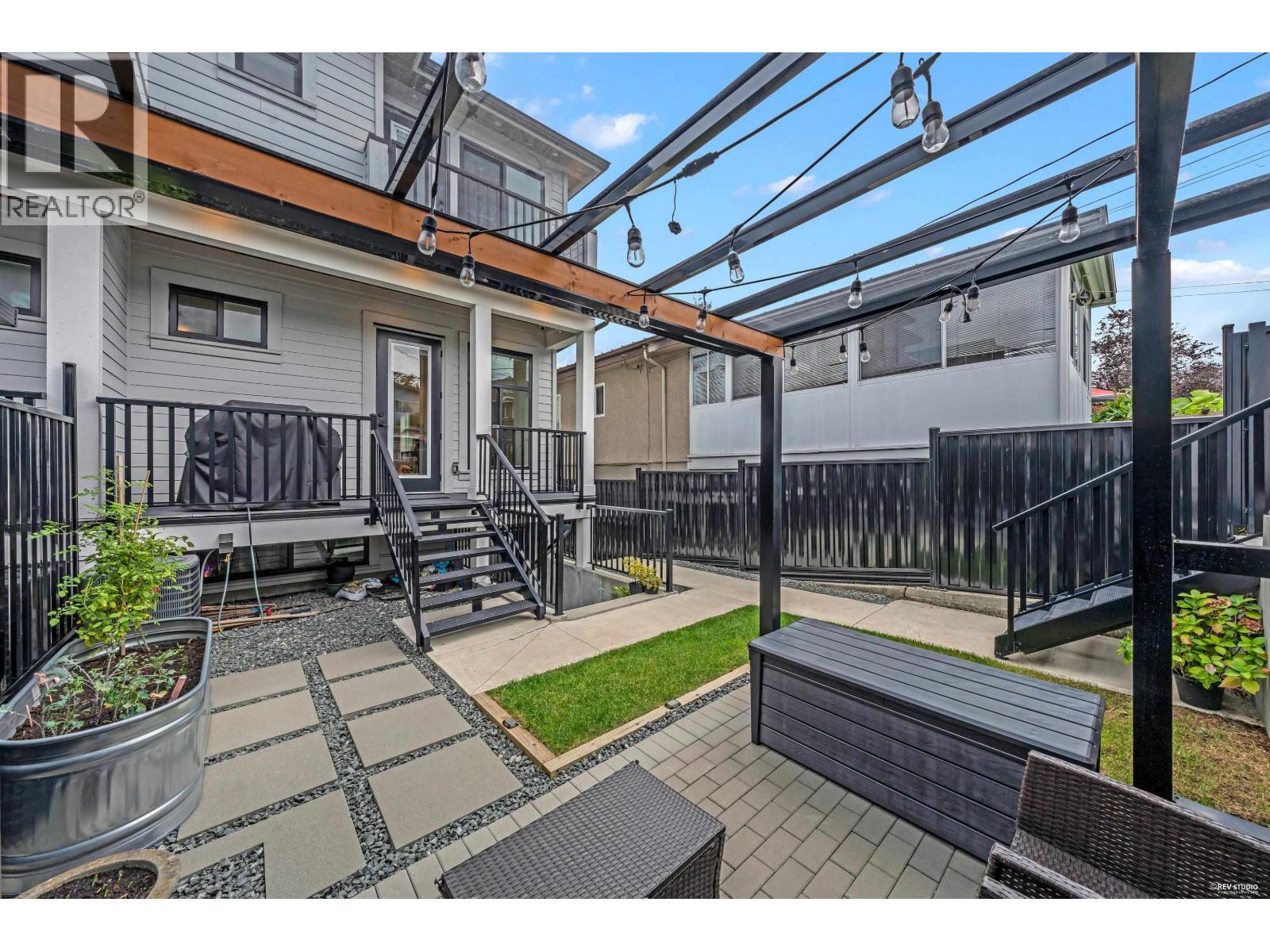 3180 Graveley Street Property Photo 35