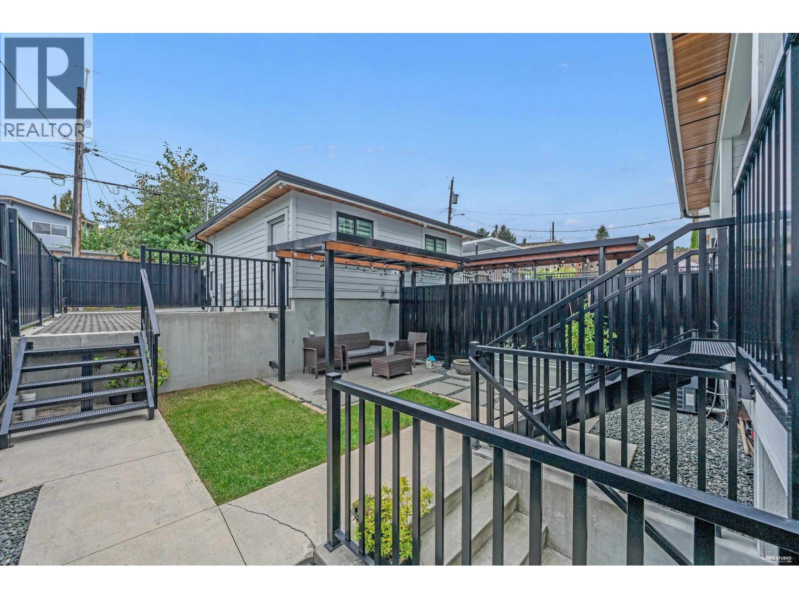 3180 Graveley Street Property Photo 36