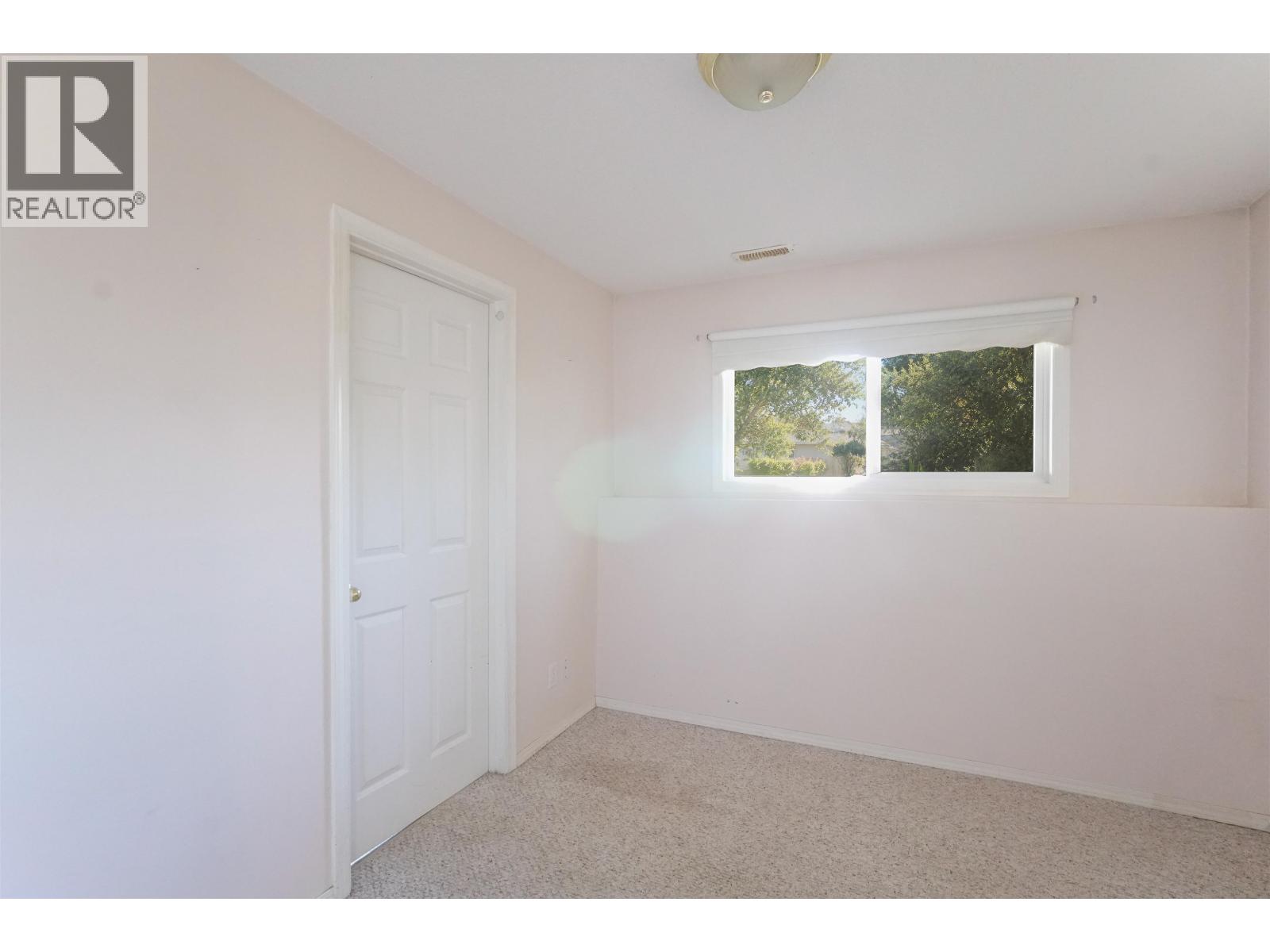 39 Banyay Street Property Photo 20
