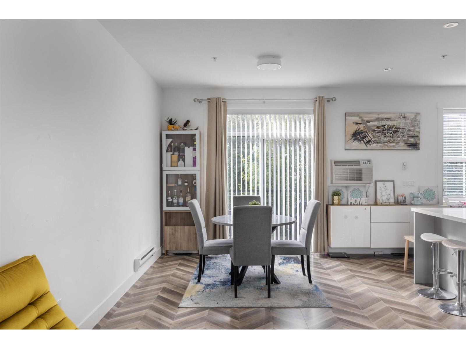 23 8161 201 Street Property Photo 7