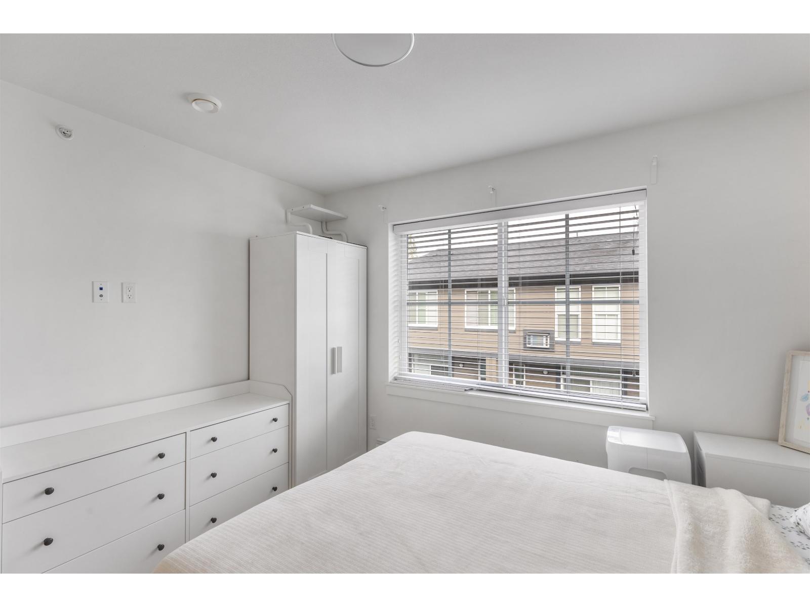 23 8161 201 Street Property Photo 11