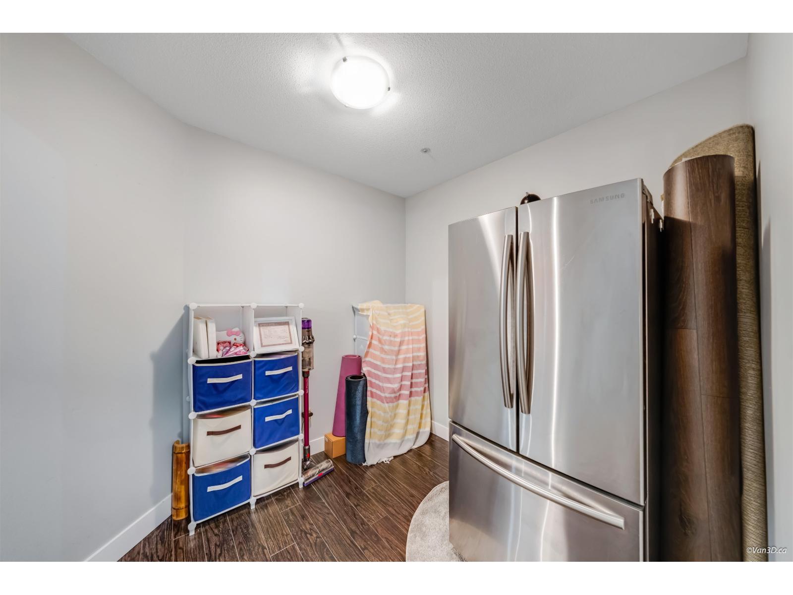 405 9688 148 Street Property Photo 10