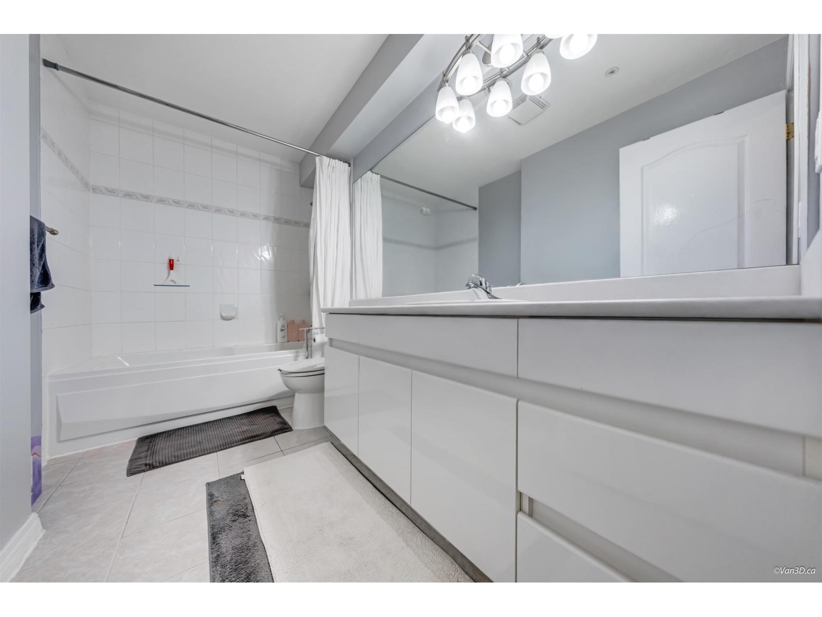 405 9688 148 Street Property Photo 13