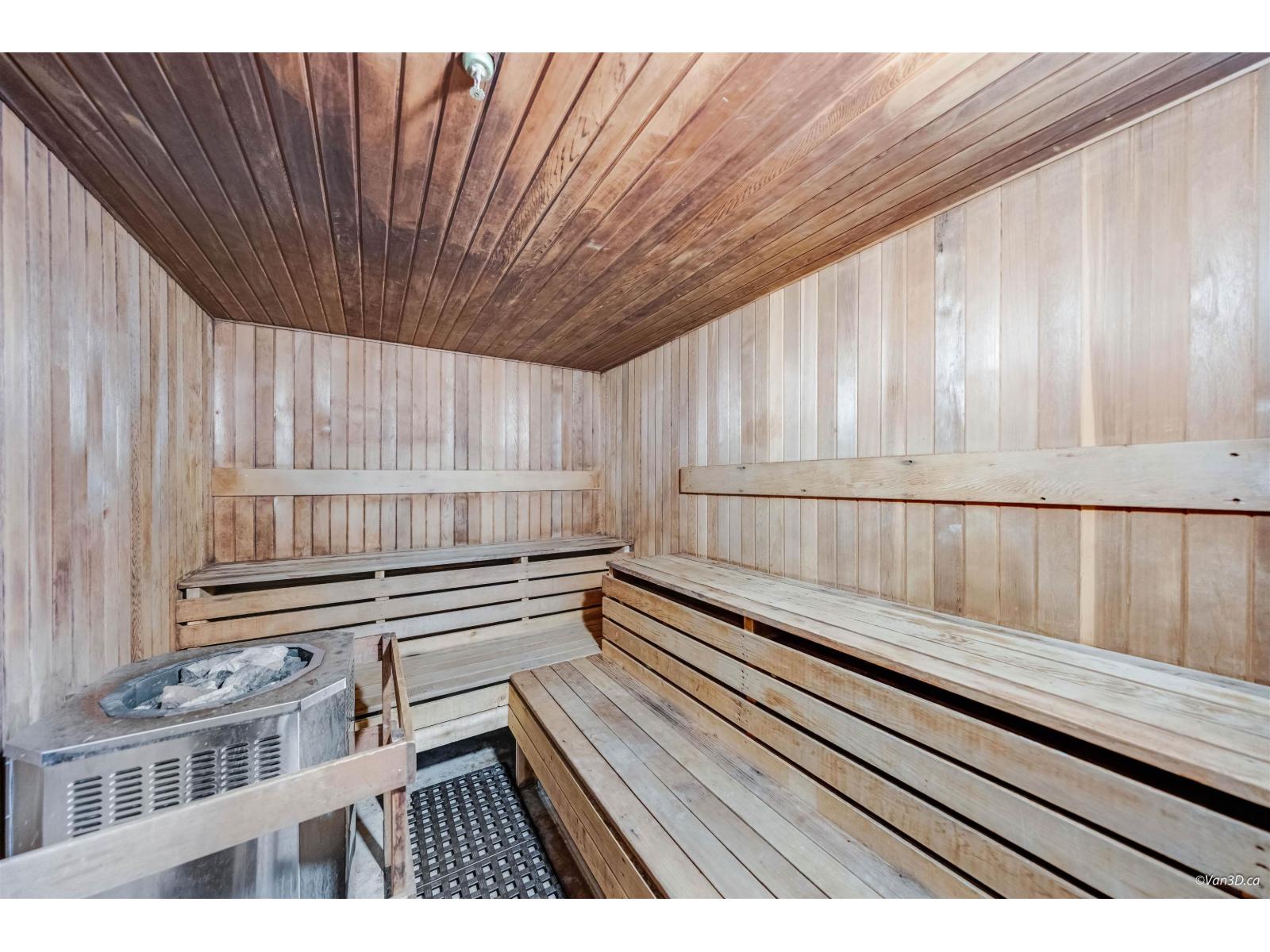 405 9688 148 Street Property Photo 18