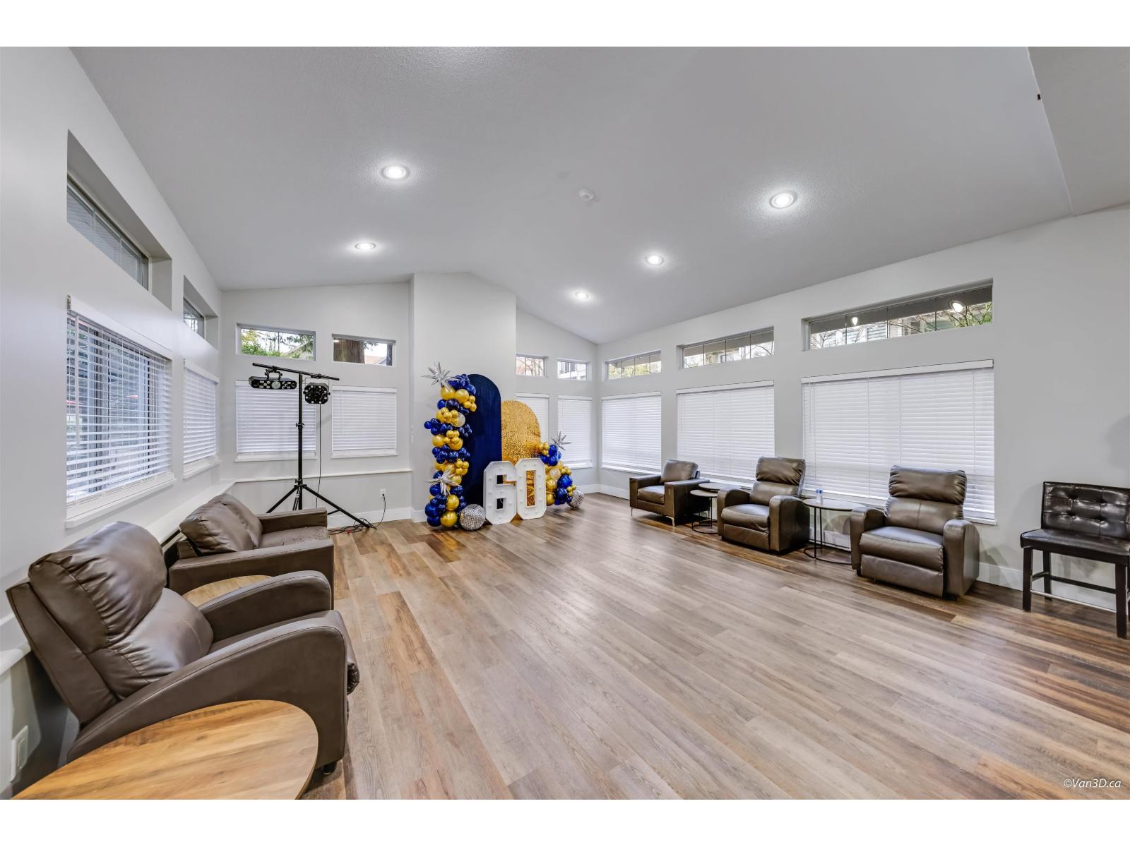 405 9688 148 Street Property Photo 22