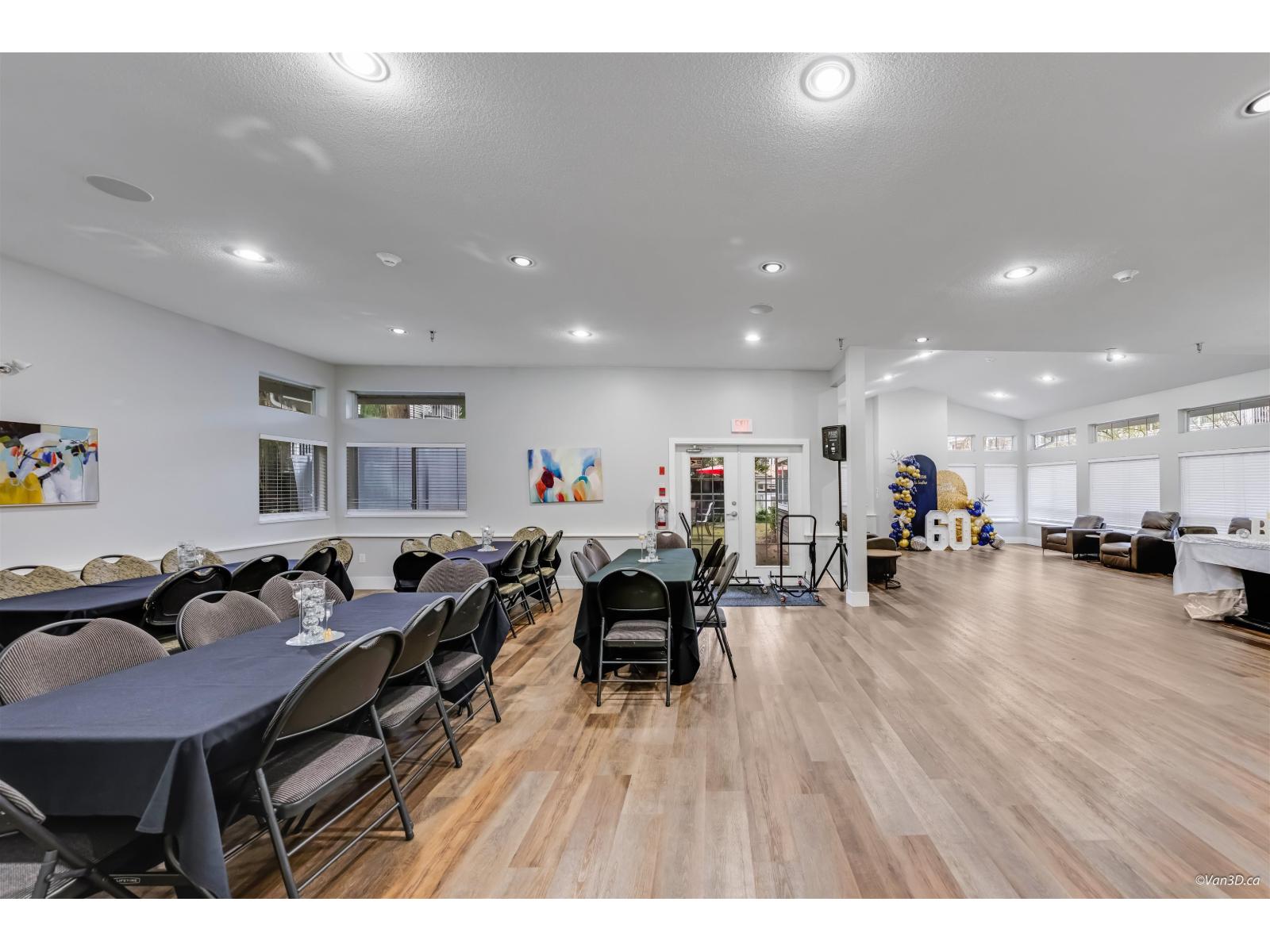 405 9688 148 Street Property Photo 23