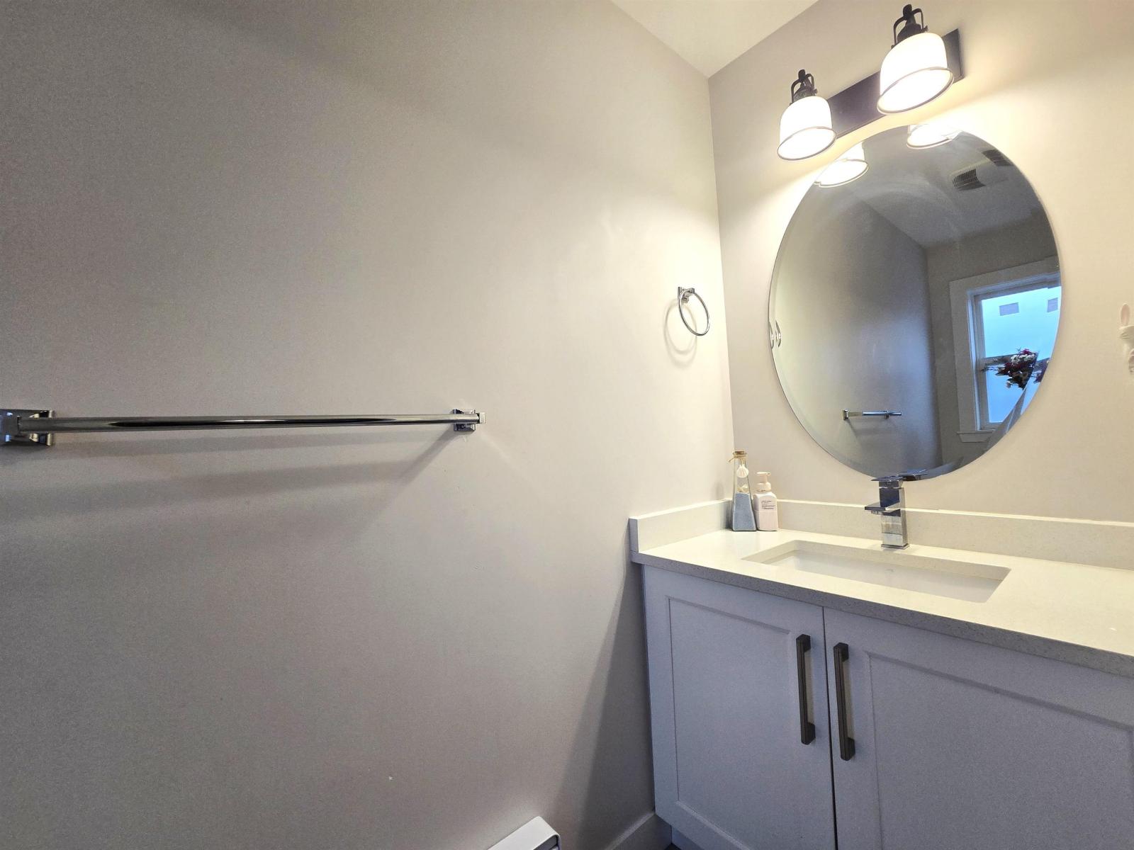 11 32138 George Ferguson Way Property Photo 13