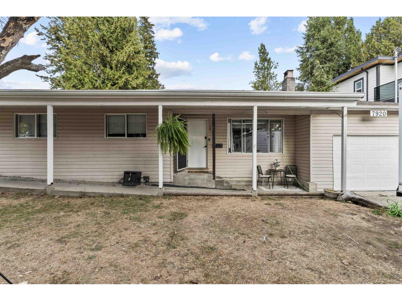 7920 110 Street Property Photo 8